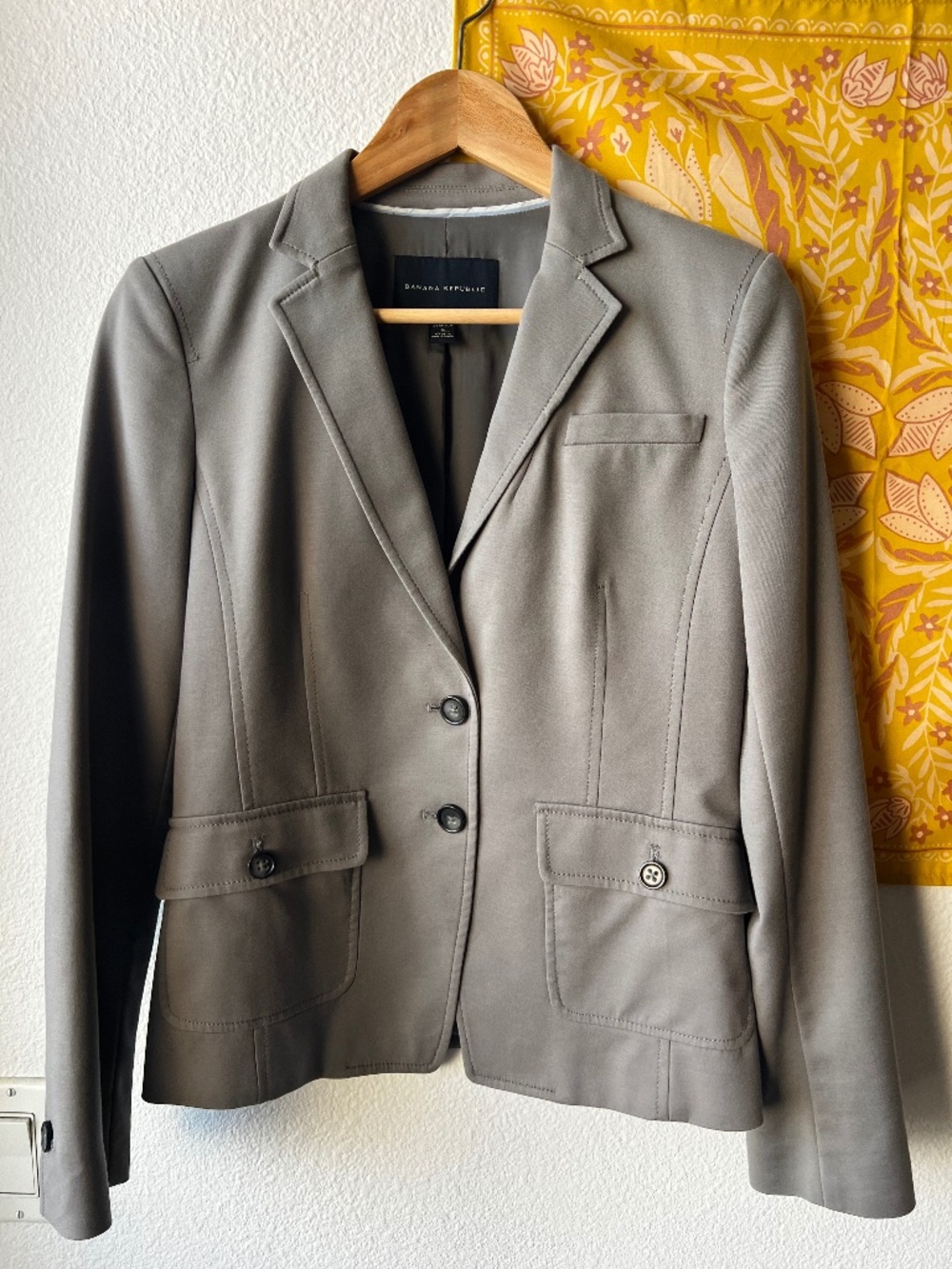 Banana Republic Jacket- "Stretch"- Jacket - Size 4